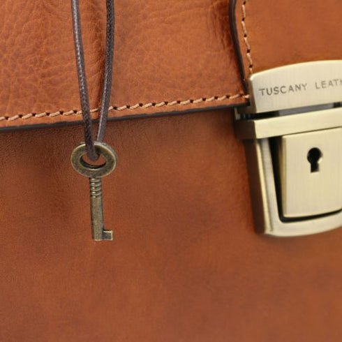 Giotto - Exclusive double-bottom leather doctor bag